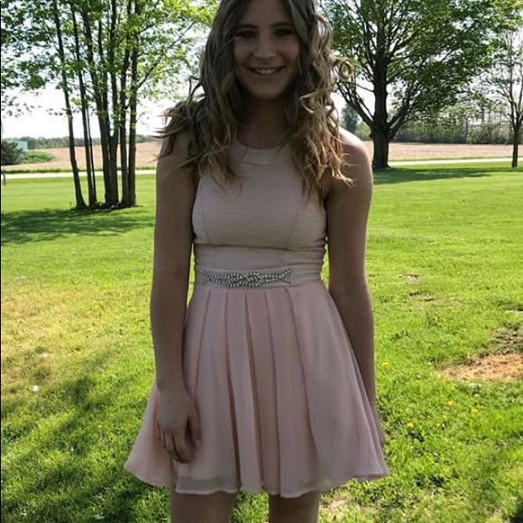 Formal/Prom dress - Picture 8 of 8